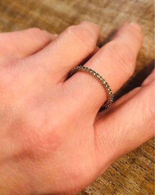 Anillo Swarovski plateado con circonitas