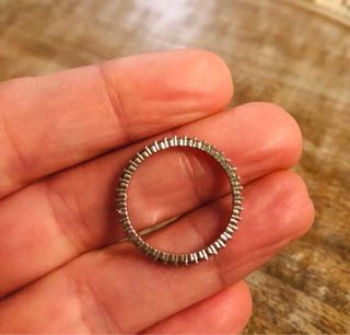 Anillo Swarovski plateado con circonitas