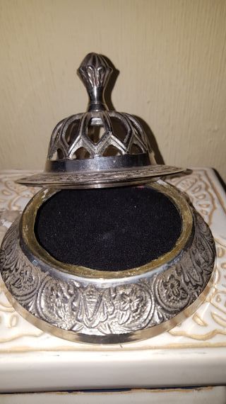 joyero pequeño metal.