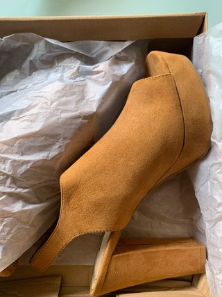 Sandalias Marrón Corina 40 Tacon ancho nuevas