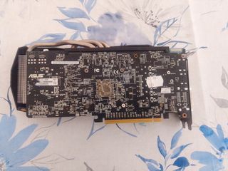Tarjeta gráfica AMD R9 270x