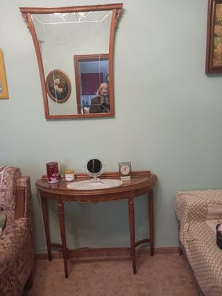 Mueble consola y espejo