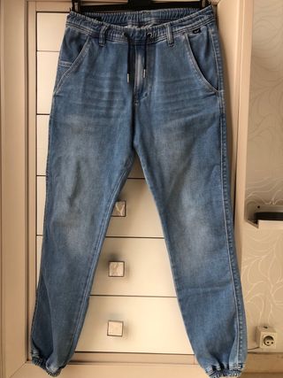 Pantalones vaqueros Marca Reell