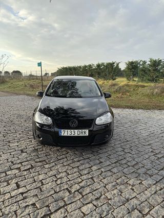 Volkswagen Golf 2005