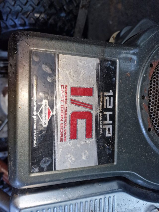 Cortacésped Husqvarna 850-12