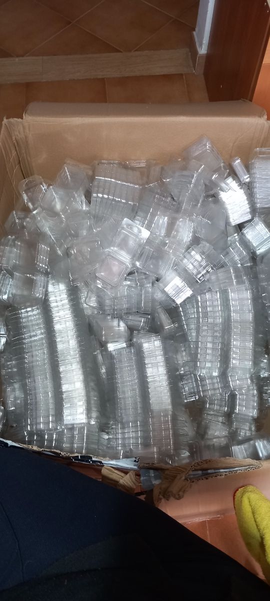 Blister confezionamento trasparenti