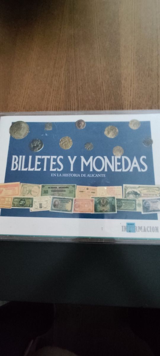 Monedas y billetes