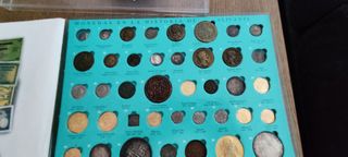 Monedas y billetes 