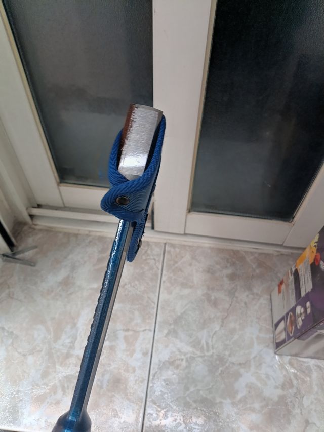 Hacha eastwing nuevo sin usar