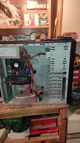 Torre de ordenador