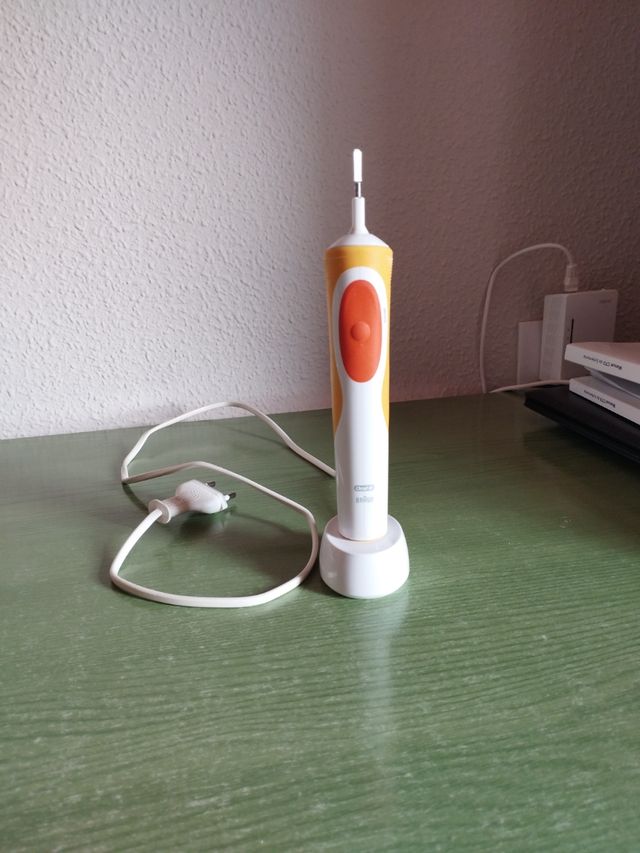 Cepillo eléctrico Oral B