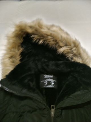Anorak negro Stradivarius
