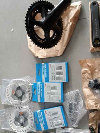 GRUPO COMPLETO SHIMANO ULTEGRA 12V DISCO. NUEVO
