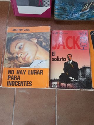 LOTE LIBROS Y NOVELAS 
