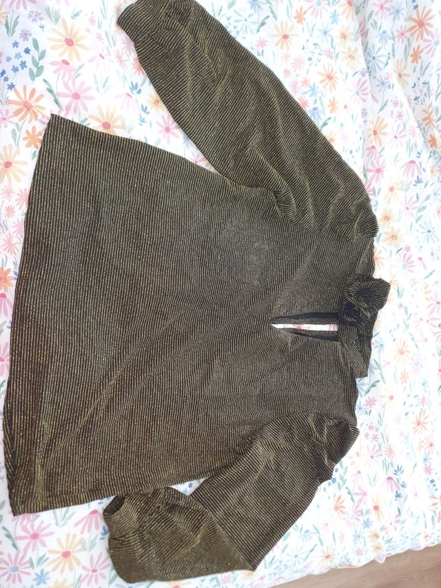 Camiseta mujer brillo dorado esfera.