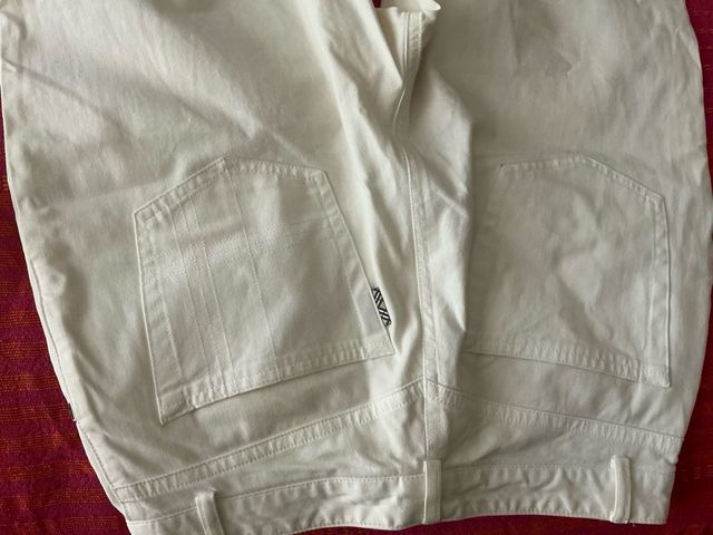 Pantalones burberry    Mujer