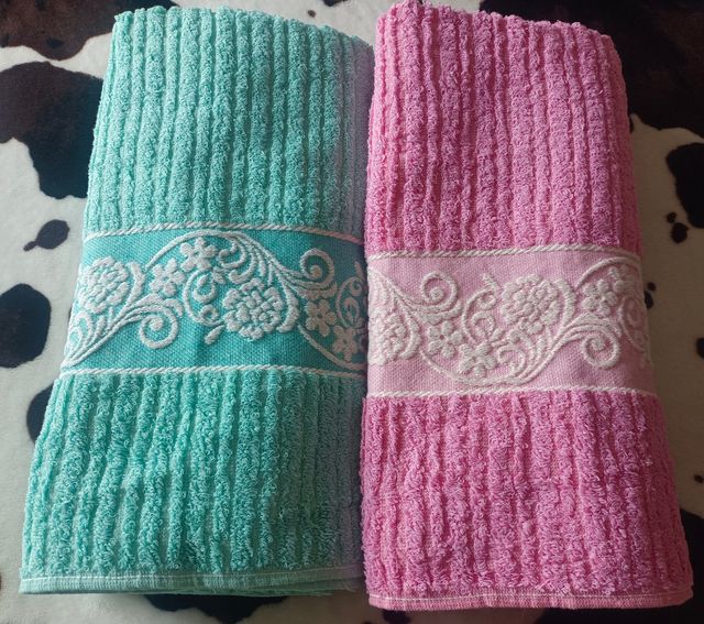 Conjunto 2 toallas baño NUEVAS