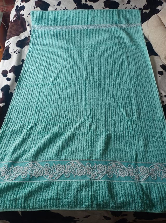 Conjunto 2 toallas baño NUEVAS