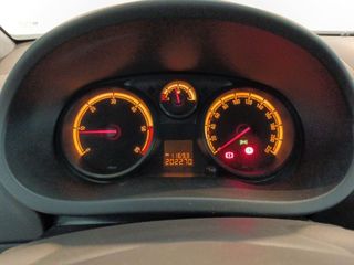 Opel Corsa Essentia