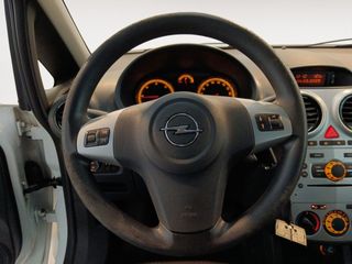 Opel Corsa Essentia