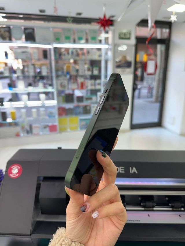 IPHONE 13 256GB VERDE SEMI NUEVO