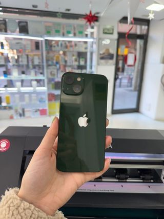IPHONE 13 256GB VERDE SEMI NUEVO