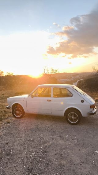 SEAT 127 .