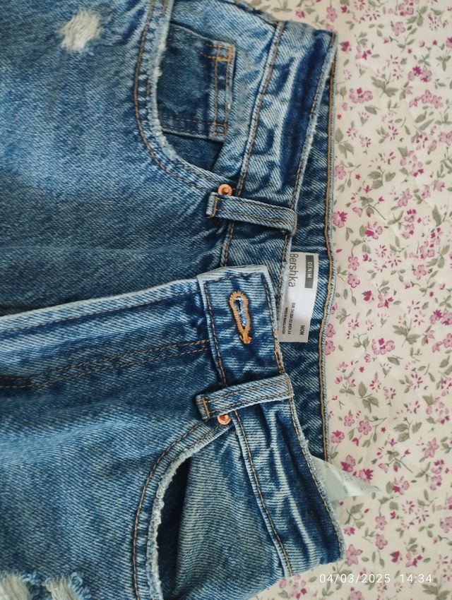 Jeans MomFit Bershka