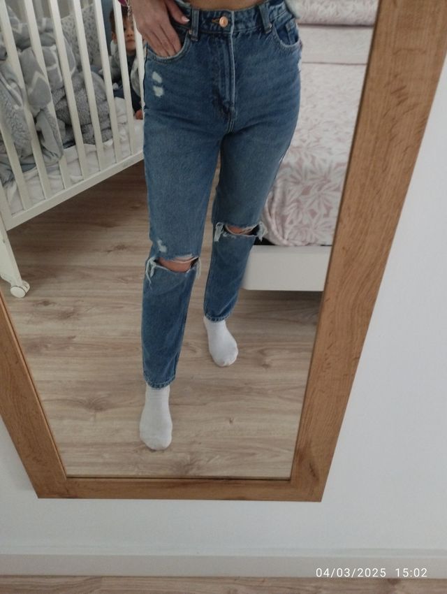 Jeans MomFit Bershka