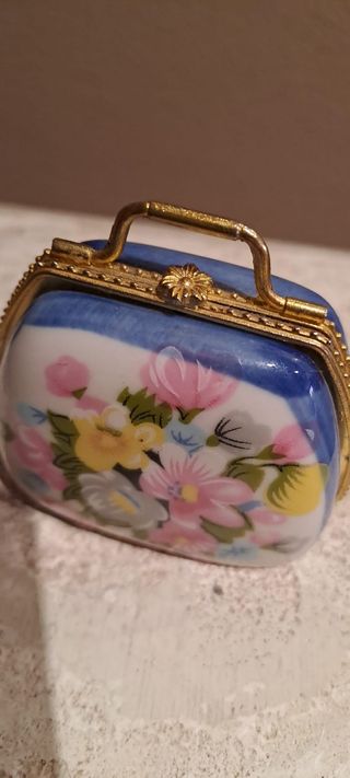 Figura porcelana miniatura