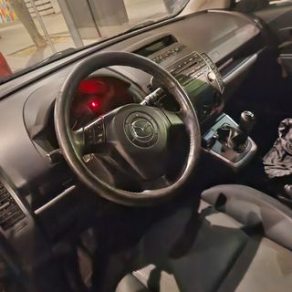 Mazda 5 2011