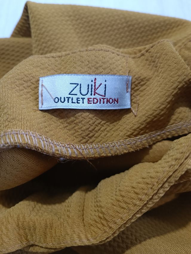 Gonna color ocra, Zuiki