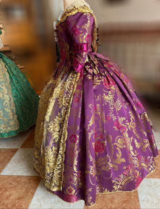 Traje de fallera siglo XVIII talla 38.