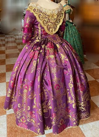 Traje de fallera siglo XVIII talla 38.