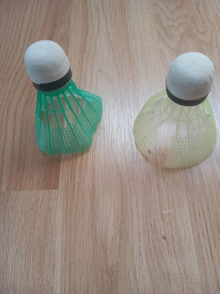 Dos raquetas badminton