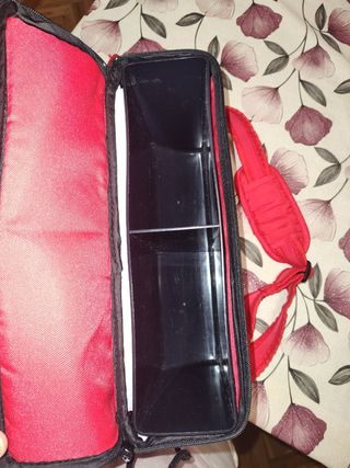 Fantástica Trona portátil, elevador, con almacenaj