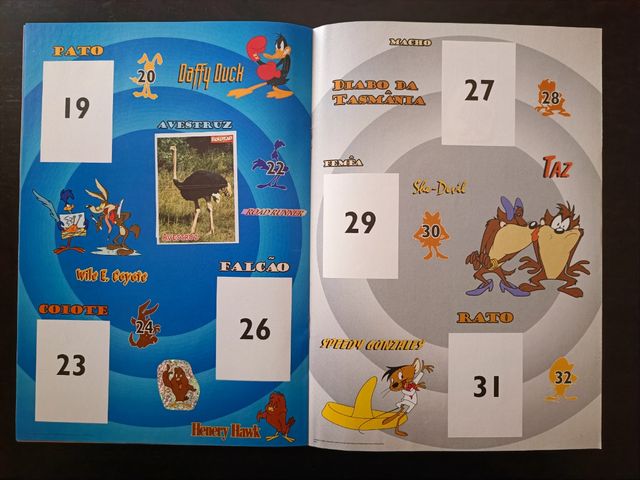 Caderneta looney tunes bollycao
