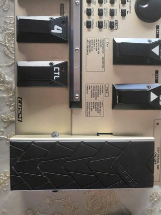 PEDAL GUITARRA GT-6  boss