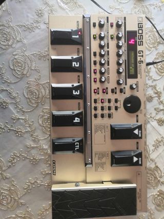 PEDAL GUITARRA GT-6  boss