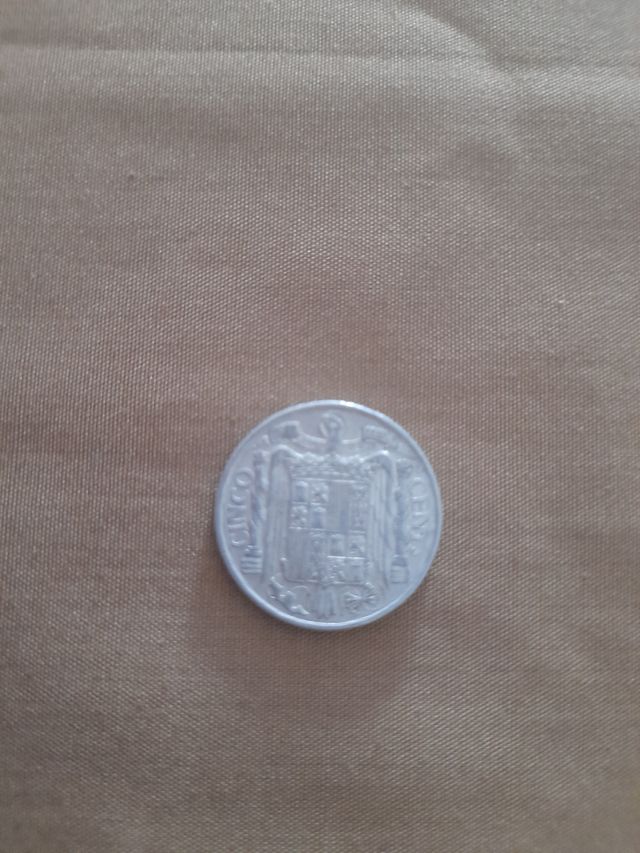 Moneda de Franco, brillo original, nueva