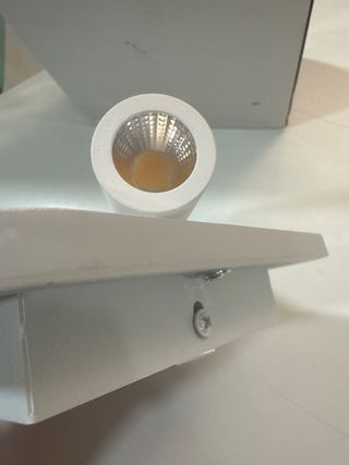 Aplique Led con puerto usb para pared