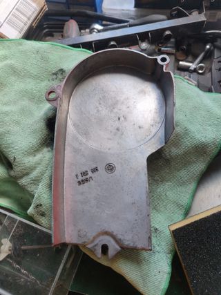 Tapa distribución BMW e30 m20