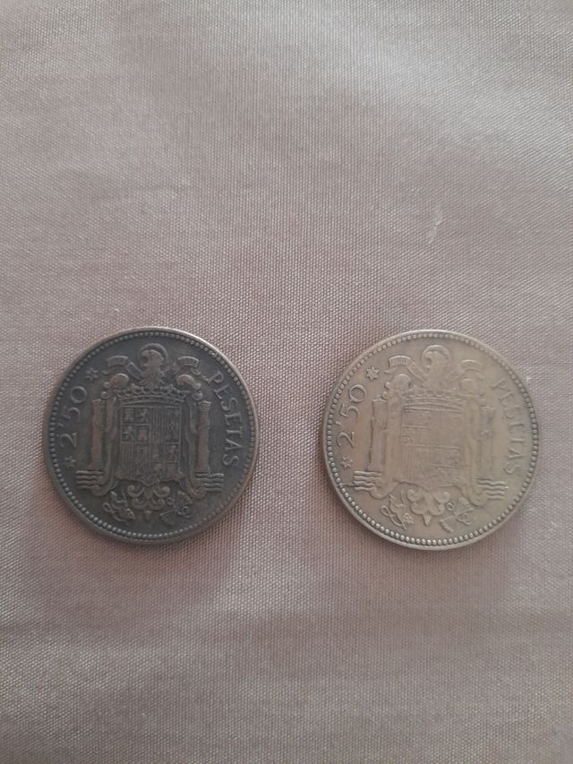Monedas de 2,50 Pstas de Franco