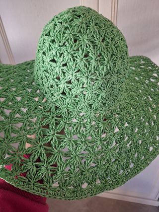 Cappello di paglia a falda larga donna