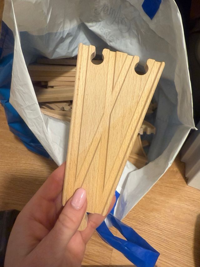 Juego ikea coches madera