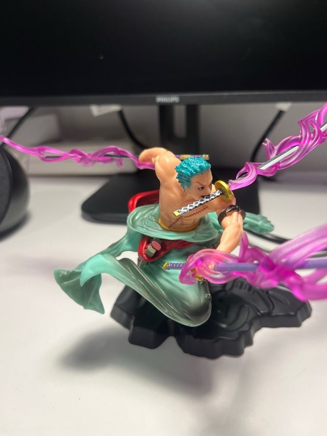 Figura de One Piece de Rorona Zoro