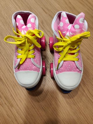 Patines 4 ruedas Minnie talla 30