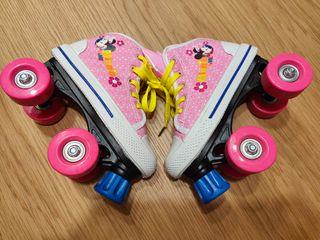 Patines 4 ruedas Minnie talla 30