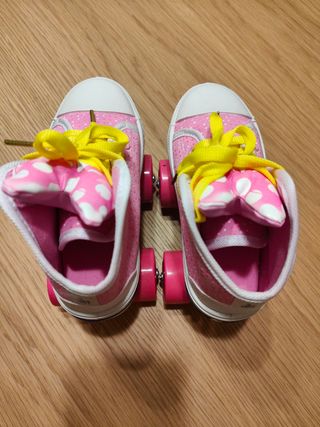 Patines 4 ruedas Minnie talla 30