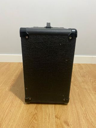 Amplificador Marshall valvestate vs15r